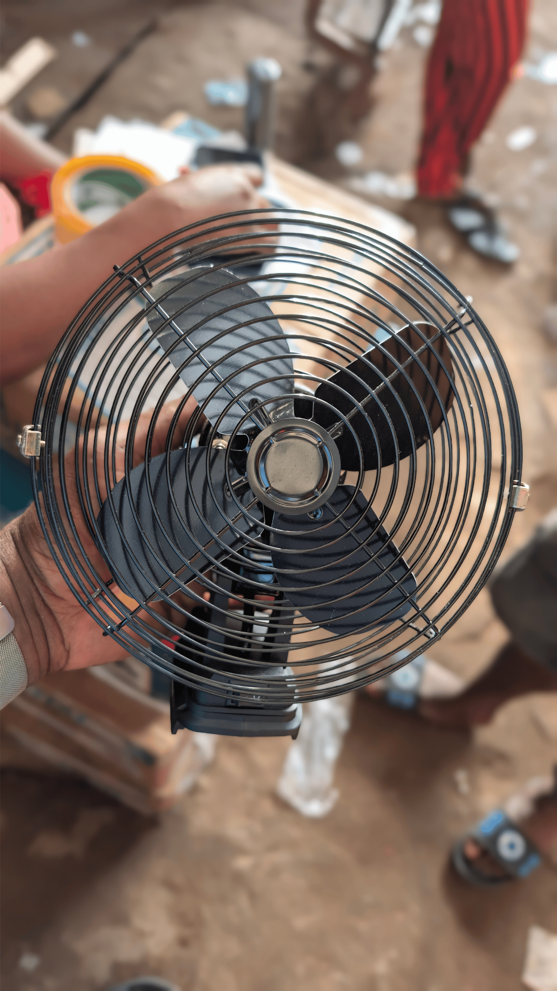 Portable battery fan